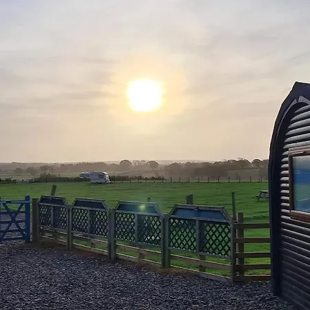 Skiddaw View Pod Κάμπινγκ *